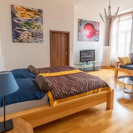 Апартаменты Sirius C In Center Of Cb. Ческе-Будеёвице